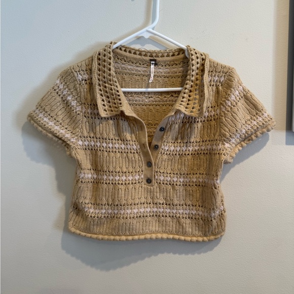 Free People Tops - Free People Women's Tan and Cream‎ medium wool like crochet